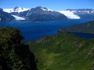 Mountains and sea in Kenai Fjords